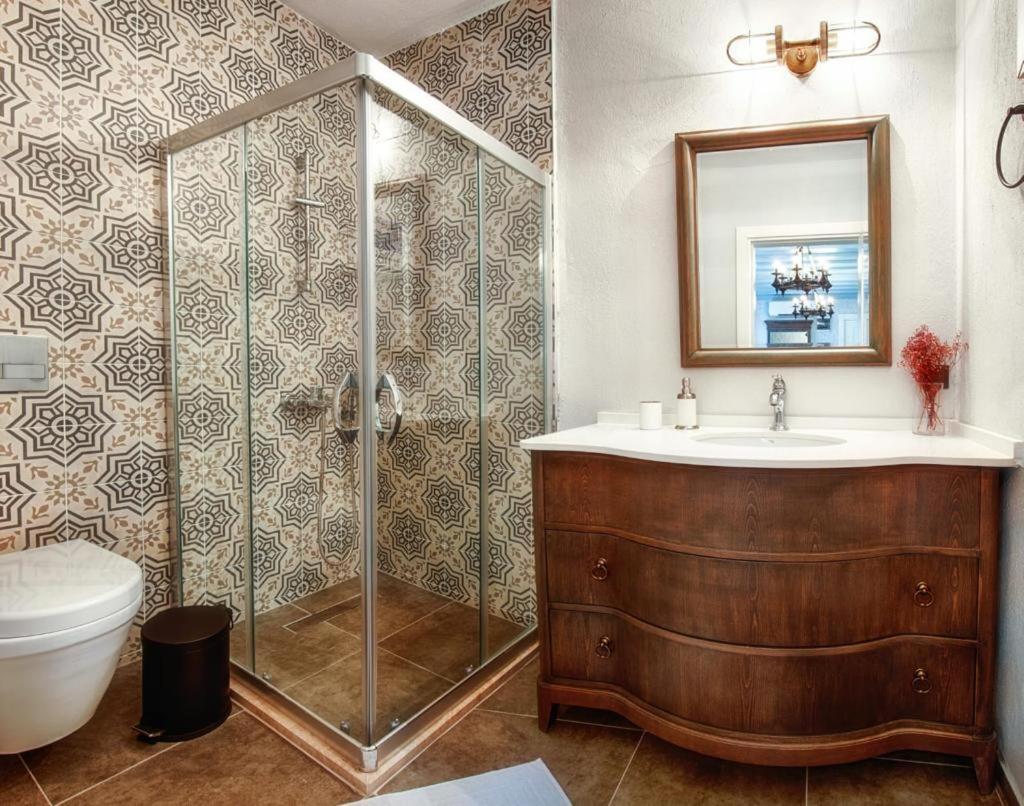 Petite Boutique Hotel Илдир Экстерьер фото